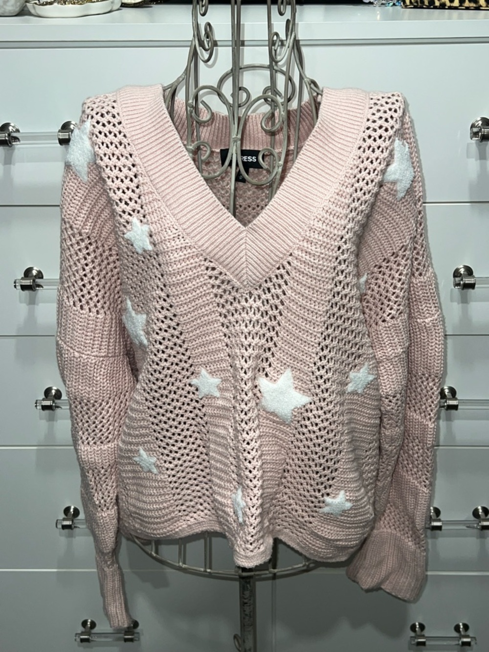Express Soft Pink V-Neck Star Knit Sweater, size M